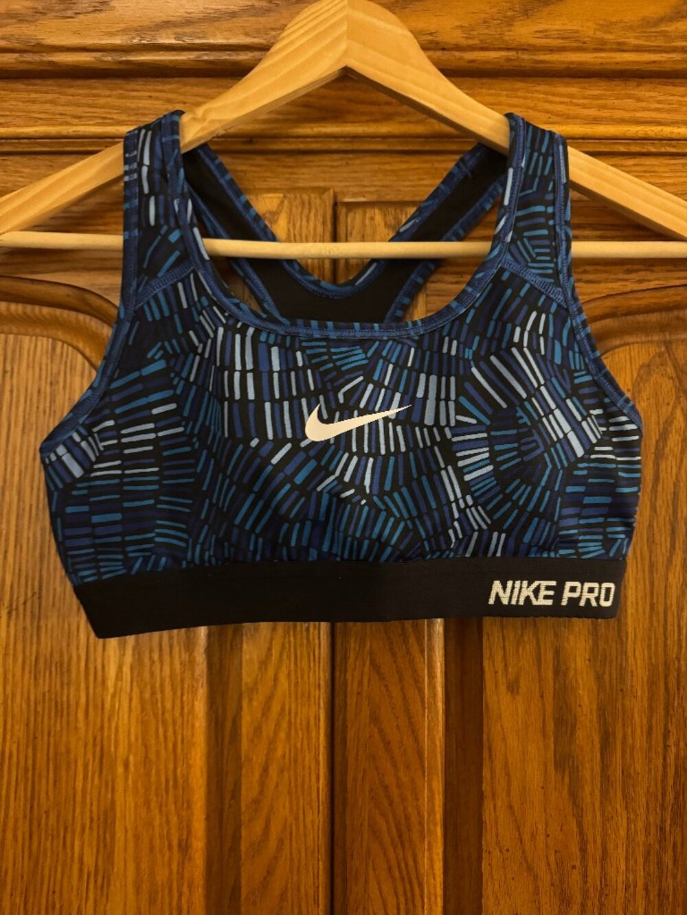 Nike Blue & Black Patterned Pro Sports Bra